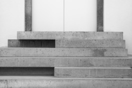 Manuel Theodor Kreuzer Architekturfotograf: Schillerstraße Passau, Detail Betontreppe Manuel Theodor Kreuzer Photography