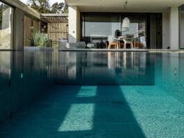 Pool-Fotografie für Kusser Granit Manuel Theodor Kreuzer Photography